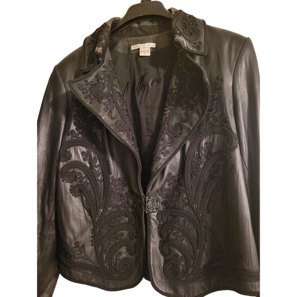Peter Nygard | The Luxe Command Jacket – Embroidered Leather Statement - Size XL - Picture 2 of 6